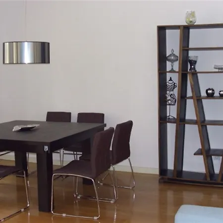 公寓 Lovely 4 Bedroom Apartment In Lisbon *